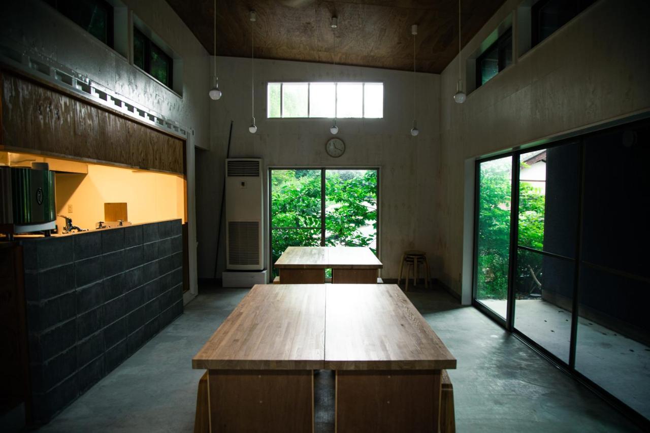 山の中の一棟貸切宿 五番地 Nambu (Yamanashi) Extérieur photo