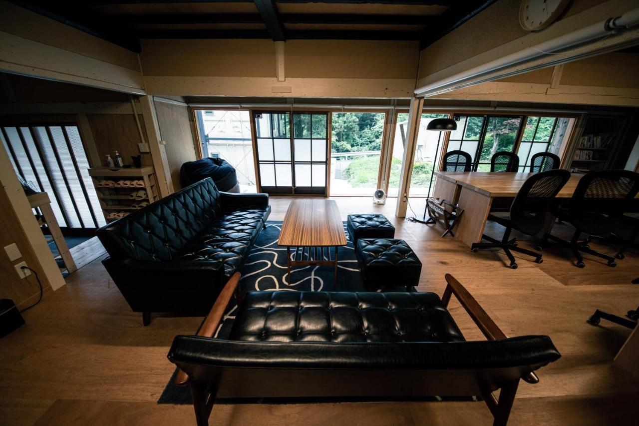 山の中の一棟貸切宿 五番地 Nambu (Yamanashi) Extérieur photo