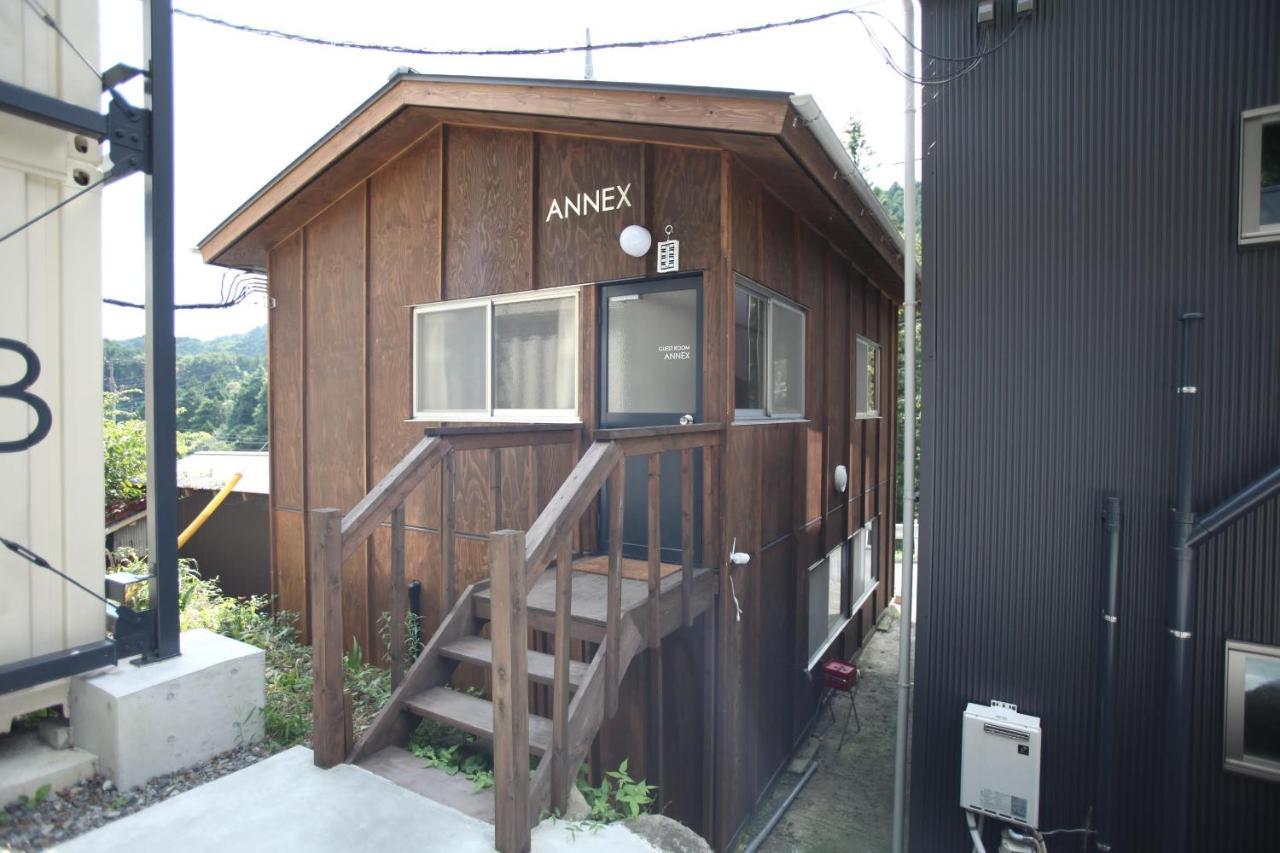 山の中の一棟貸切宿 五番地 Nambu (Yamanashi) Extérieur photo
